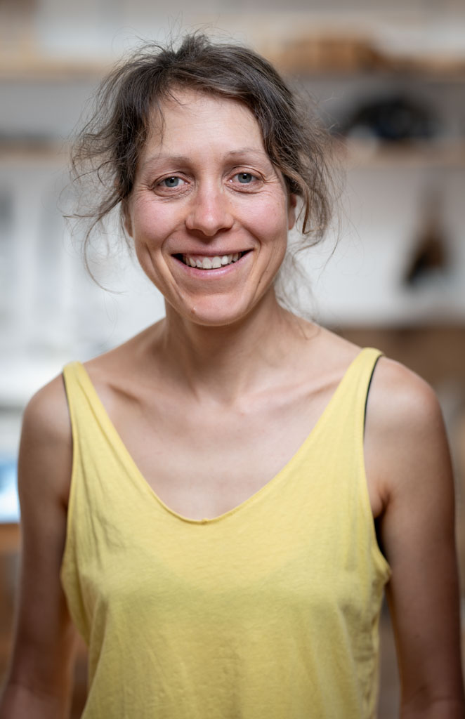 Jonas Gierten – Geigenbau: Portrait Dorothea Kaiser